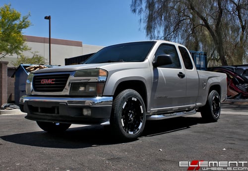 18x9 Moto Metal MO951 Black on a 2004 GMC Canyon w/ specs
