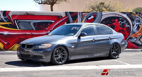 18 inch Staggered TSW Sprint Gloss Gunmetal on 2006 BMW 3 Series w/ Specs