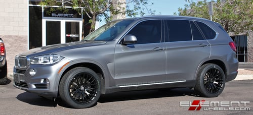 20x10.5 MRR HR6 Matte Black on a 2015 BMW X5 w/ Specs