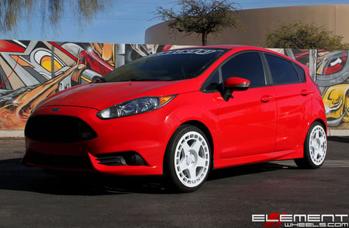 17x8 Fifteen52 Turbomac Rally White on a 2015 Ford Fiesta ST w/ Specs