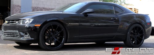 22 inch Staggered Niche Misano Satin Black M117 on a 15 Chevrolet Camaro SS w/ Specs