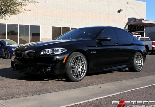 20 inch Staggered Forgestar F14 Gloss Gunmetal on a 2016 BMW 550i w/ Specs