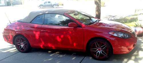 18 inch Versus VS1121 Red Machined Face on a 2005 Toyota Camry Solara