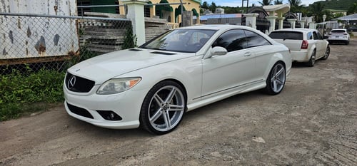 Staggered 22 inch Marquee M5334 Silver Machined on a 2008 Mercedes Benz CL 550