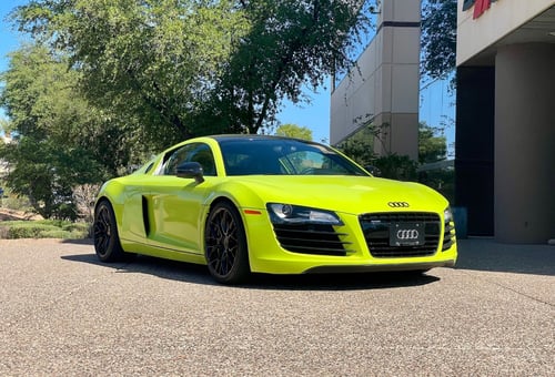 Staggered 19 inch Variant Radon's in Gloss Black on a 2009 Audi R8