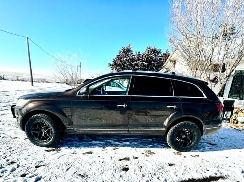 18 inch Black Rhino BR401 Stallberg's in Gloss Black on a 2011 Audi Q7