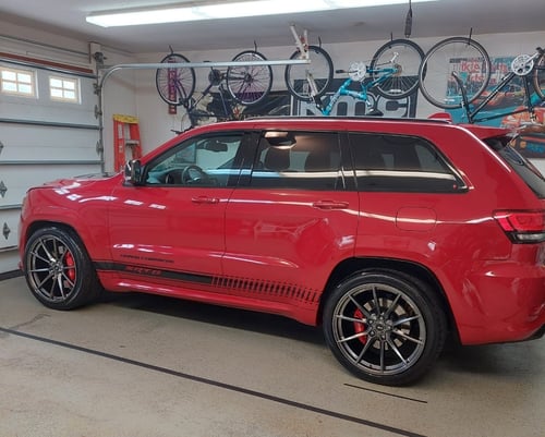 22 inch Savini SV-F4 in Gloss Graphite on a 2014 Jeep Grand Cherokee SRT8