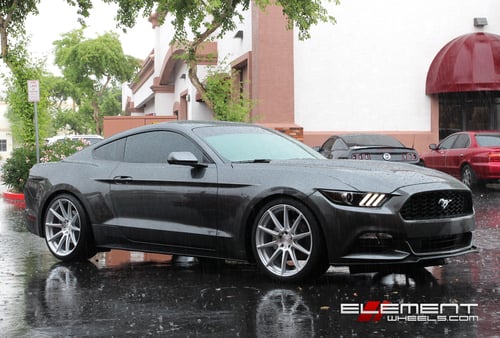 20 inch Staggered Niche Essen Wheels on 2015 Ford Mustang w/ Specs