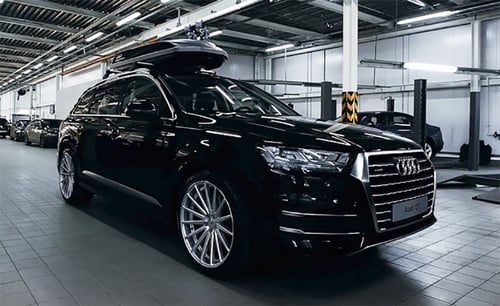 22x10.5 Vossen VFS-2 on 2016 Audi Q7 w/ Specs