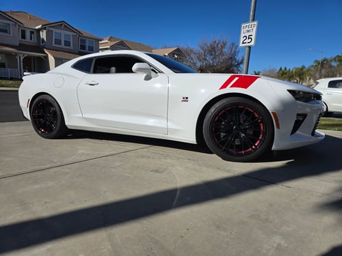20 Staggered Performance Replicas PR194 Gloss Black Red Machined on a 2017 Chevrolet Camaro SS