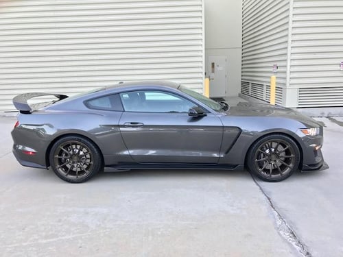 20 Staggered Signature Wheels SV501 Brushed Bronze Tinted on a 2017 Ford Mustang GT350