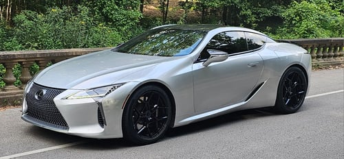 21 inch Staggered Blaque Diamond BD-F25's in Gloss Black on a 2018 Lexus LC500