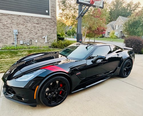 Staggered19/20 inch Vossen HF-5 in Gloss Black on a 2019 Chevrolet Corvette C7 Grand Sport
