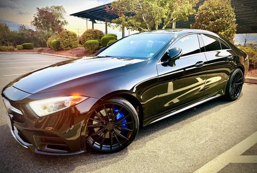 20 Staggered Variant Rian in Satin Black on a 2019 Mercedes-Benz CLS 450