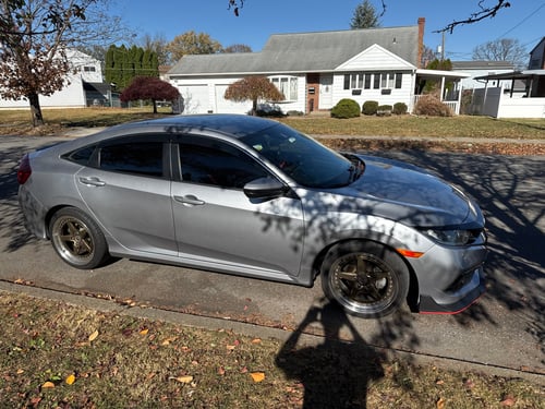 18 inch Aodhan DS05's in Bronze w/ Machine Lip on a 2020 Honda Civic