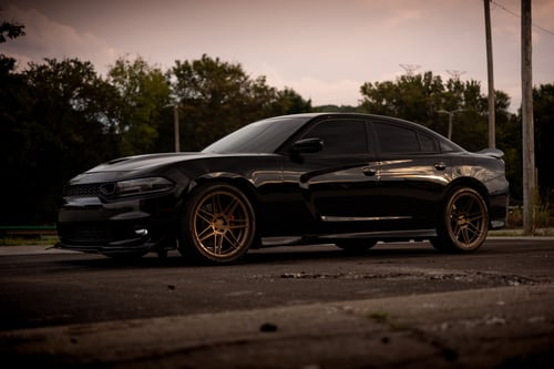 Staggered 20 inch Ferrada Forge-8 FR6 in Matte Bronze on a 2021 Dodge Charger