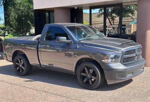 22 inch Raceline 942B Addict in Gloss Black on a 2021 Dodge Ram 1500 Classic