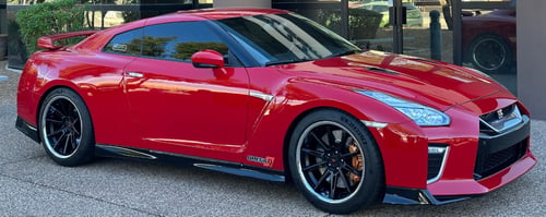 20 inch Staggered Ferrada CM2 in Matte Black w/ Chrome Lip on a 2021 Nissan GTR