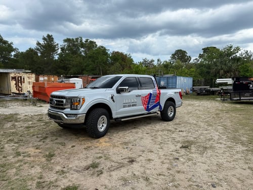 17 inch Hostile H138 Crawler in Machined on a 2022 Ford F-150
