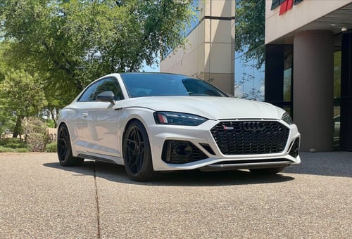 20 inch Variant Zeno's in Satin Black on a 2023 Audi RS5
