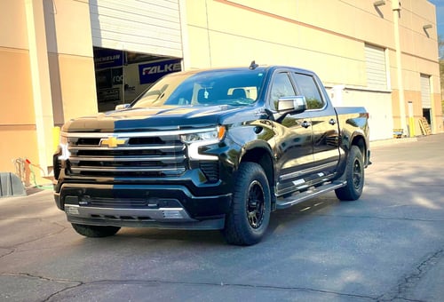 17 inch Method MR305's in Matte Black on a 2023 Chevrolet Silverado 1500