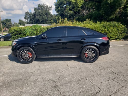 24 inch Staggered Variant SHB-3P's in Gloss Gunmetal w/ Black Lip on a 2023 Mercedes Benz GLE53 AMG Coupe