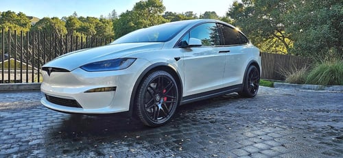 22 Inch Forgestar F14 Gloss Black on a 2023 Tesla Model X Plaid