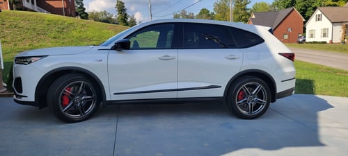 21 inch Savini SV-F3's in Gloss Graphite on a 2022 Acura MDX Type-S