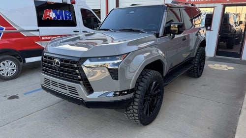 22 inch Vossen HF6-1 in Gloss Black on a 2025 Lexus GX550