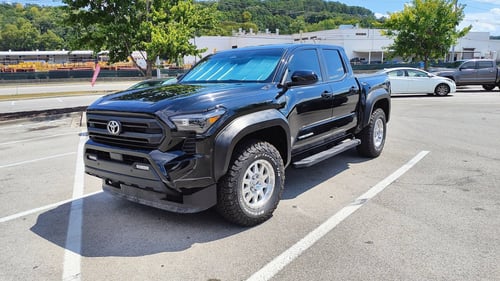 17 inch Method MR301's in Machined w/ Clearcoat on a 2024 Toyota Tacoma
