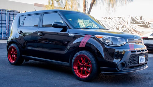 17 inch F1R F105 Candy Red on a 2016 Kia Soul