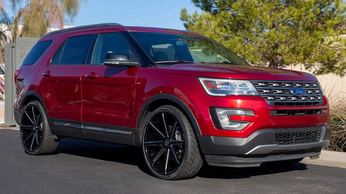 24 inch Dub Push Gloss Black w/ Milled Accents S109 on a 2017 Ford Explorer XLT