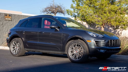 20 inch Staggered Variant Radon Titanium Brushed Face on a 2017 Porsche Macan Base/S/GTS