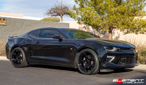 20 inch Staggered MRR M017 Camaro 1LE Replica Wheels Gloss Black on a 2018 Chevrolet Camaro 2SS