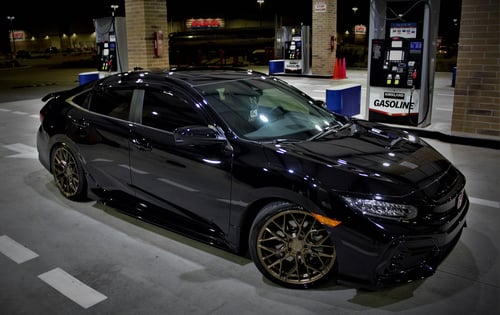 19 inch Variant Radon Satin Bronze on a 2020 Honda Civic Si
