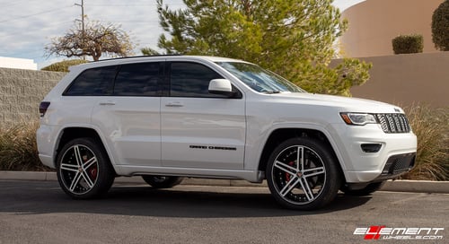 22 inch AXE EX20 Gloss White Face & Gloss Black Barrel on a 2020 Jeep Grand Cherokee Latitude