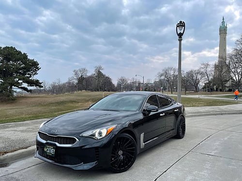 20 inch Staggered Lexani Wraith Full Gloss Black on a 2018 Kia Stinger