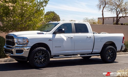 20 inch Fuel Off-Road Maverick Matte Black w/ Milled Accent D538 on a 2019 Dodge Ram 2500