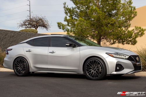 19 inch Savini Black Di Forza BM13 Gloss Black w/ Double Dark Tint Face on a 2019 Nissan Maxima