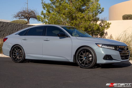 20 inch Rohana RC10 Matte Graphite w/ Gloss Black Lip on a 2021 Honda Accord