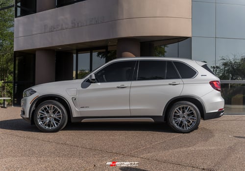 20 inch Camaro ZL1 Replica Wheel Chrome FR28 on a 2018 BMW X5
