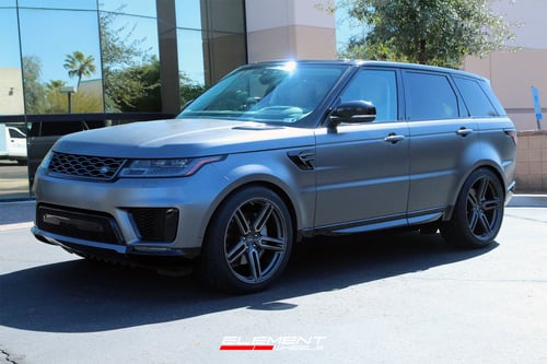 22 inch Vossen HF-1 Tinted Matte Gunmetal on a 2021 Land Rover Range Rover Sport Non-Supercharged