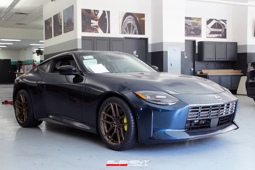 19 inch Staggered Variant Helium Satin Bronze on a 2023 Nissan Z Prototype