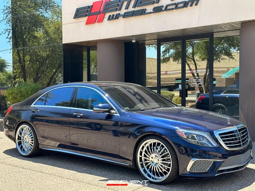 22 inch Staggered XIX X59 Full Chrome on a 2015 Mercedes Benz S550 Sedan