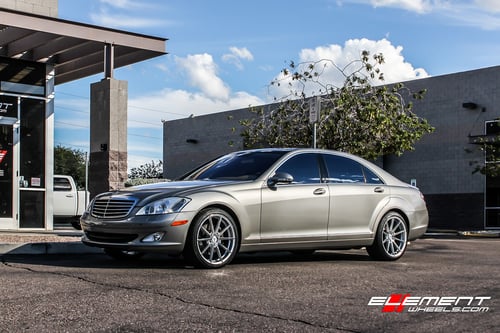 20 inch Staggered Variant Argon Silver Mirror Face on a 2007 Mercedes Benz S550