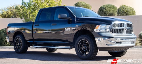 20 inch Helo HE900 Gloss Black on 2014 Dodge Ram 1500 (Stock Height)