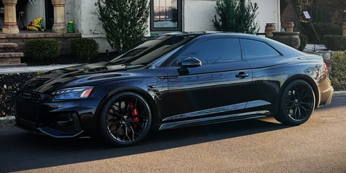 20 inch Ace Alloy AFF09 Gloss Piano Black on a 2023 Audi RS5 w/ Carbon Ceramic Brakes