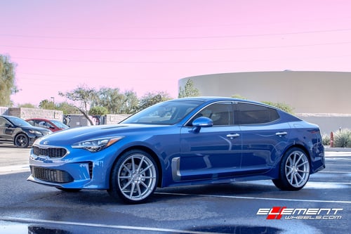 20 inch Variant Argon Silver Machine Face on 2018 Kia Stinger