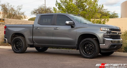 20 inch XD Series XD 135 Grenade OR Matte Black on 2019 Chevrolet Silverado 1500 (Leveled)