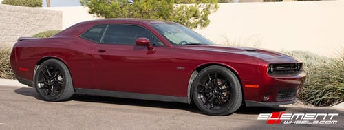20 Inch Niche DFS in Gloss Black on a Lowered 2018 Dodge Challenger R/T